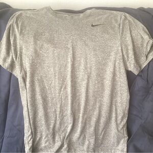 Nike Men's Heather Gray Short Sleeve Tee